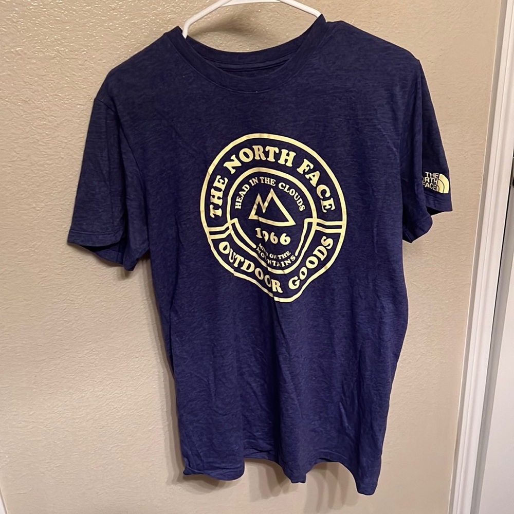T shirt! Blue with yellow letters ! North face! Small